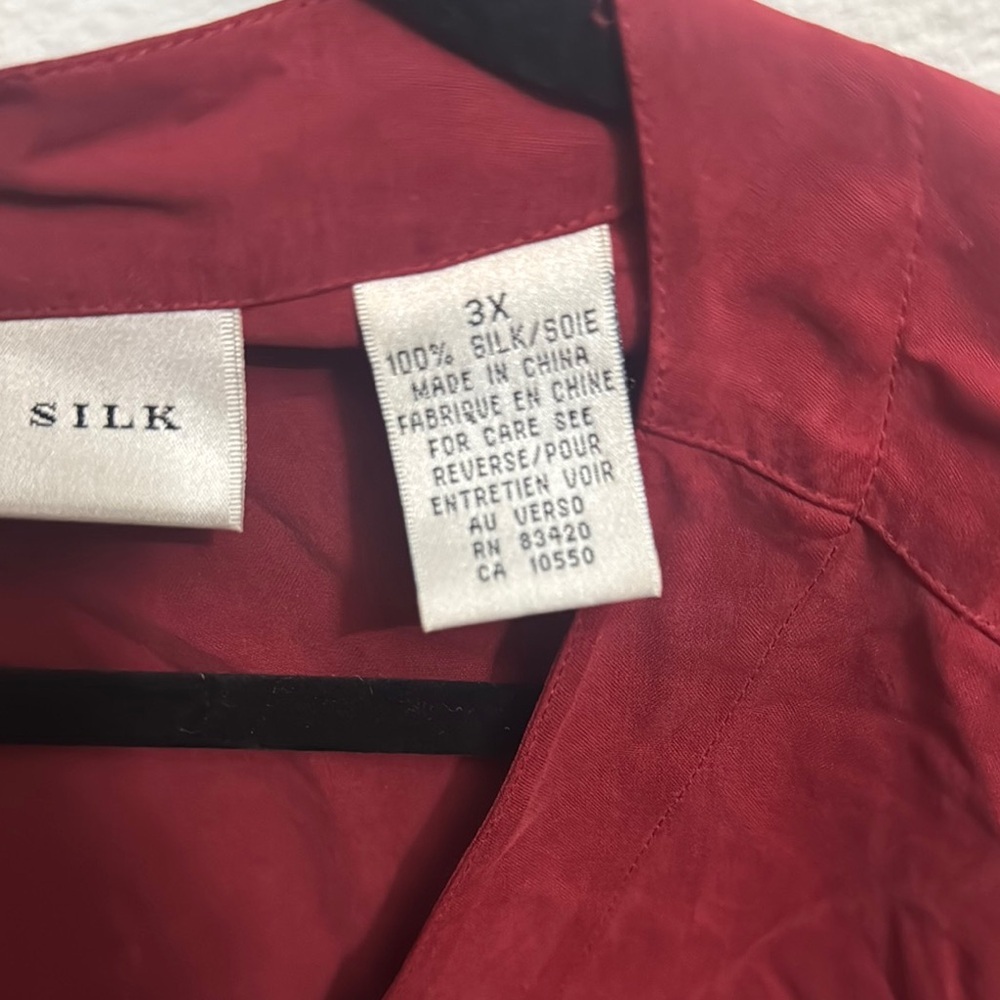 August Silk Red 3/4 Sleeve Button Down Shirt - Picture 3 of 6